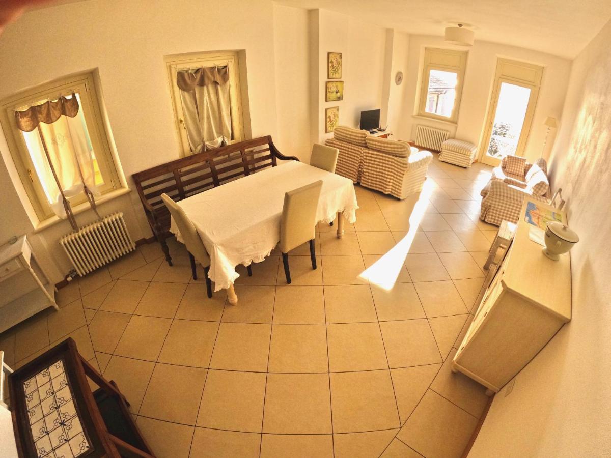 Charmante Apartament Lake Front Malcesine Kültér fotó